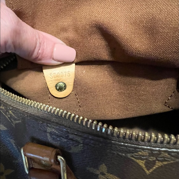 SOLD****Louis Vuitton Iconic Monogram Speedy 25 Purse Bag - Picture 16 of 16